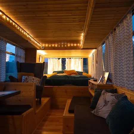 Autobuseek - Unique In Karosa 735 Luxury tent *